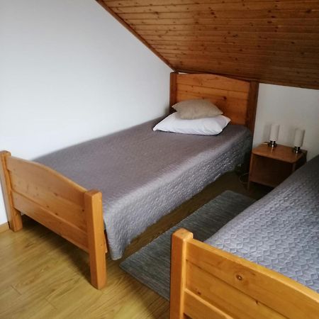 Bed and Breakfast Kolpinghaus à Caransebeş Extérieur photo
